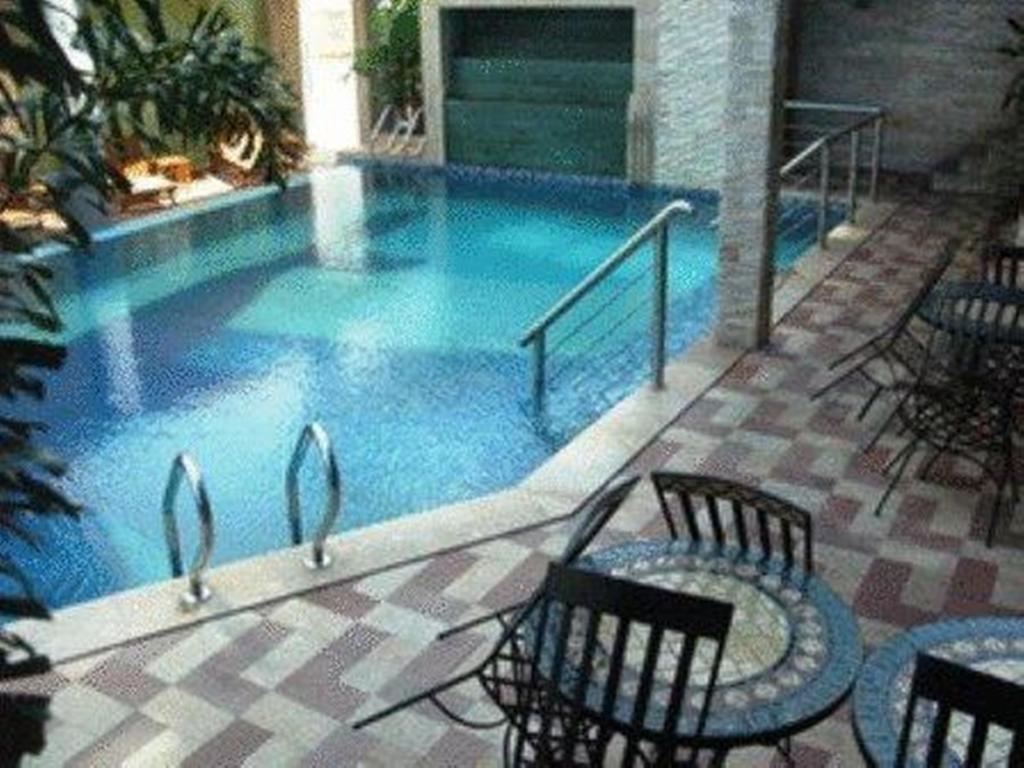 Palm Garden Hotel Brunei Бандар-Сери-Бегаван Экстерьер фото
