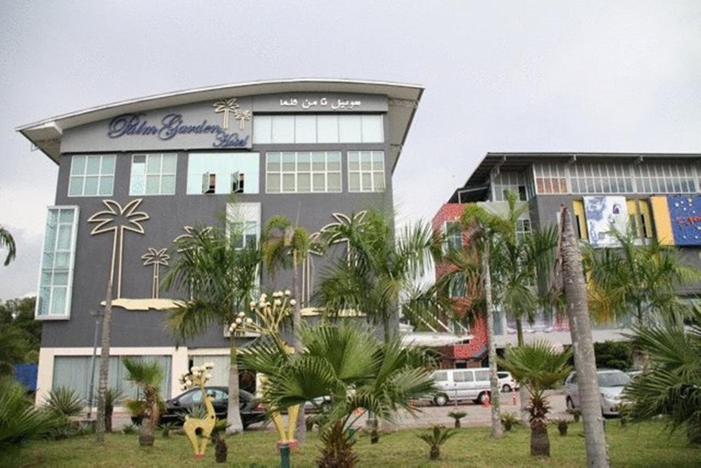 Palm Garden Hotel Brunei Бандар-Сери-Бегаван Экстерьер фото