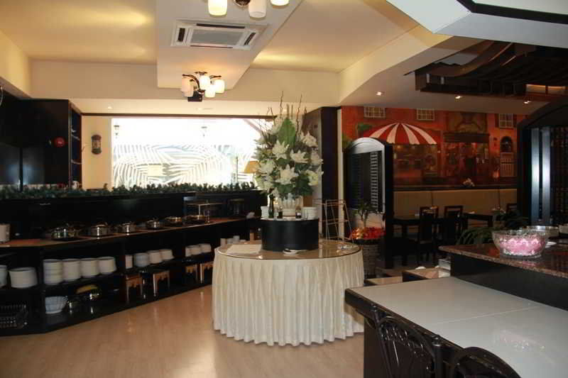 Palm Garden Hotel Brunei Бандар-Сери-Бегаван Экстерьер фото